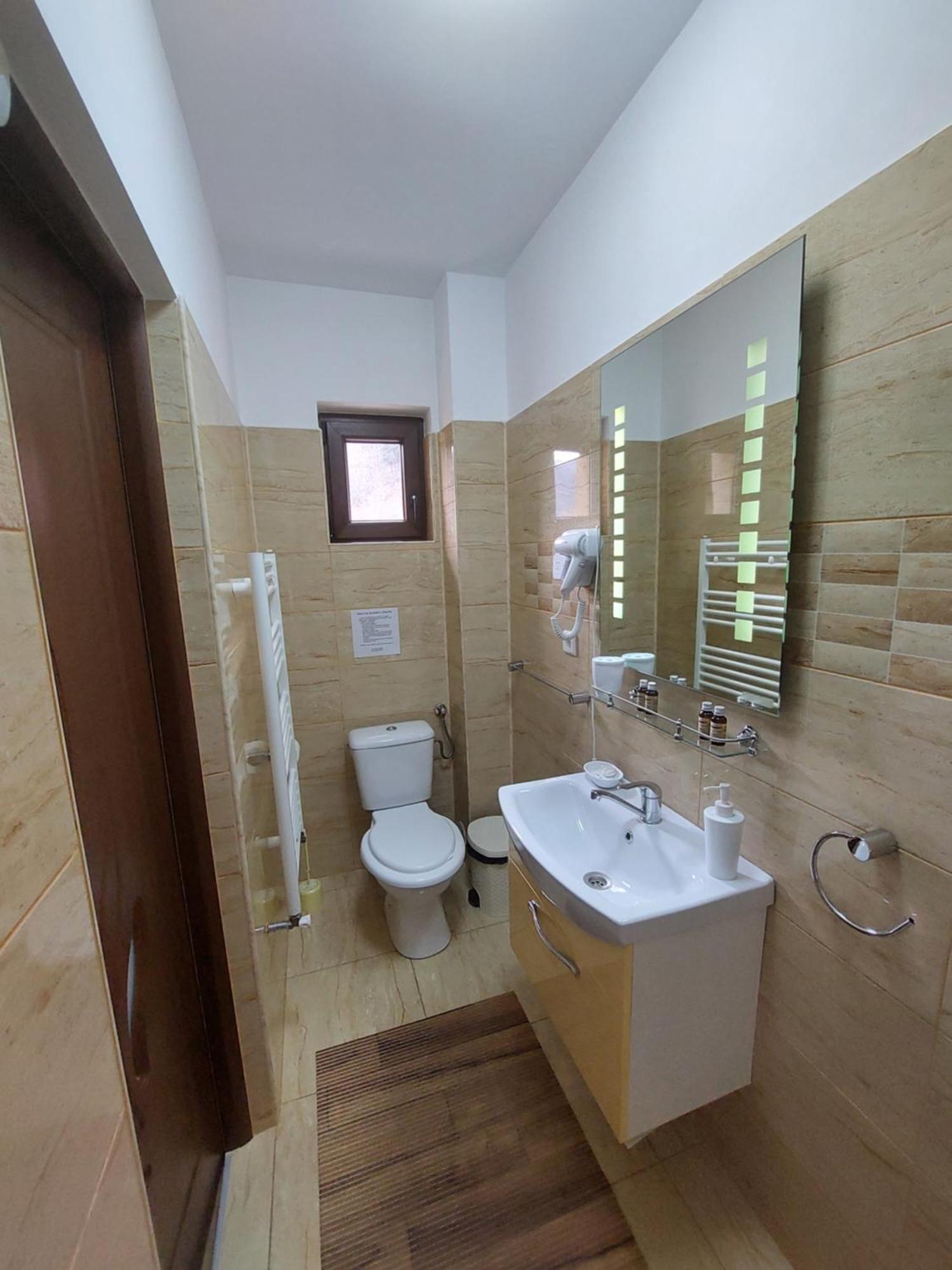 Fulg De Nea Hotel Sinaia Szoba fotó